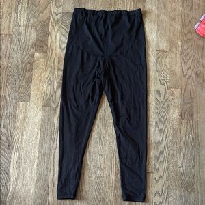 Amazon Women's Maternity Classic Black Leggings